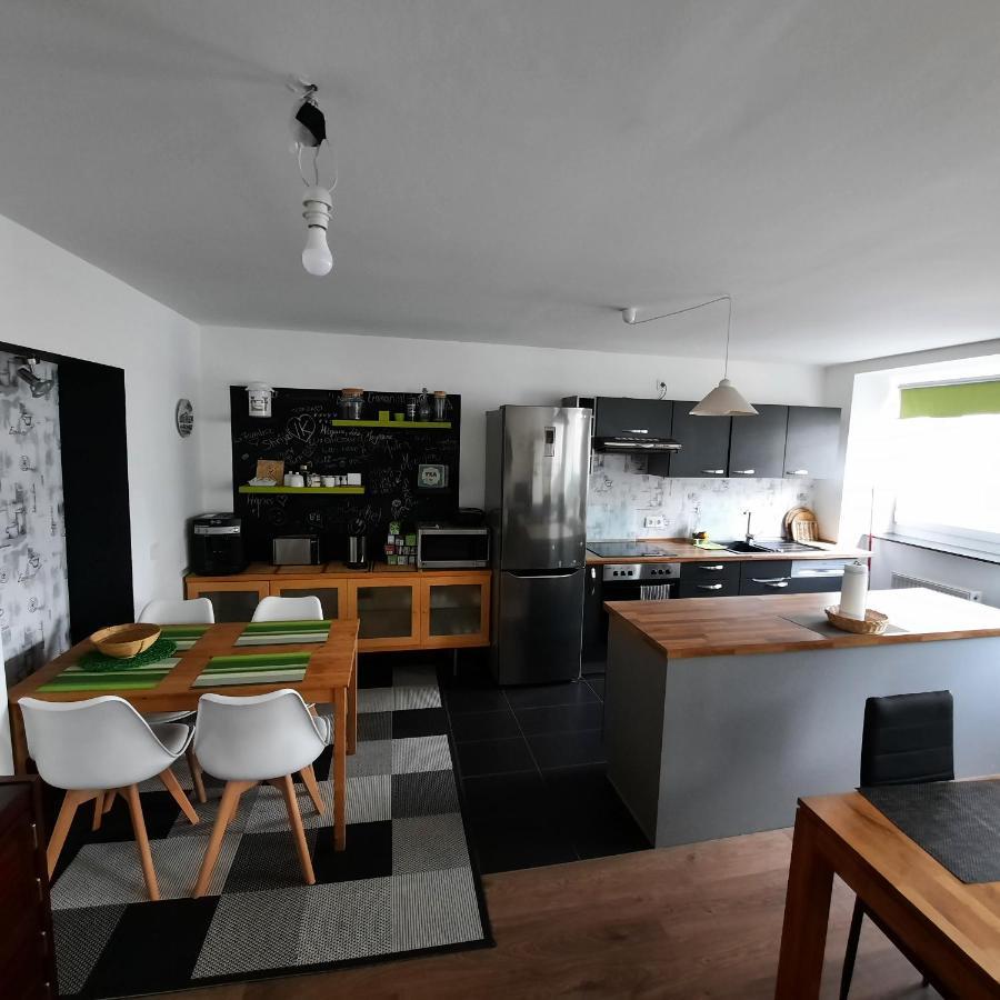 Full Flat 3 Bedrooms Saarbrucken Center -11 People ภายนอก รูปภาพ